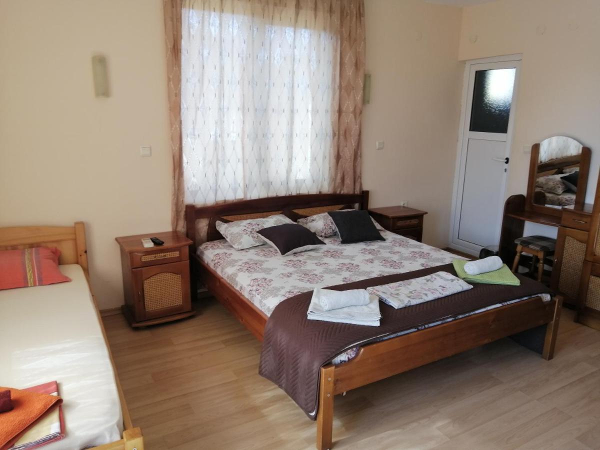 Guest House "Zora - Sarafovo" Burgas Zewnętrze zdjęcie
