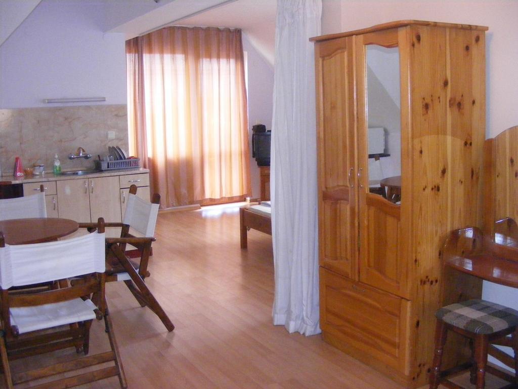Guest House "Zora - Sarafovo" Burgas Zewnętrze zdjęcie