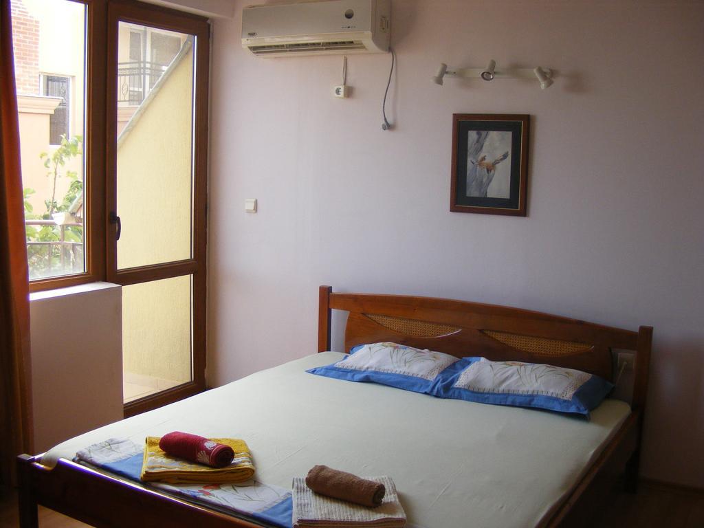 Guest House "Zora - Sarafovo" Burgas Zewnętrze zdjęcie