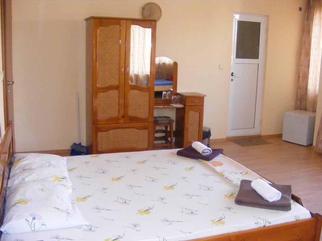 Guest House "Zora - Sarafovo" Burgas Zewnętrze zdjęcie